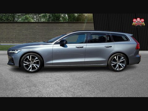 Volvo V60 T4 R-DESIGN PLUS 6
