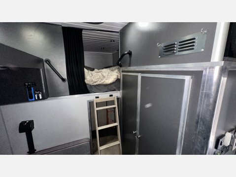 Citroen Relay 3500kg RACE VAN RACE TRUCK MOTORHOME LARGE GARAGE 21