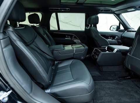 Land Rover Range Rover P530 Autobiography LWB 15