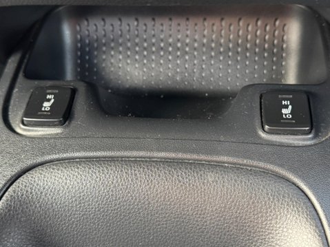 Toyota Corolla 1.8 VVT-h Icon Tech Touring Sports CVT Euro 6 (s/s) 5dr 21