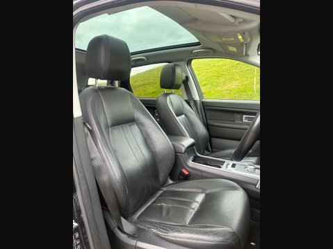 Land Rover Discovery Sport 2.2 Discovery Sport HSE SD4 Auto 4WD 5dr 12