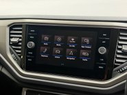 Volkswagen T-Roc SE TSI EVO 25