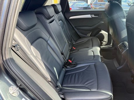 Audi Q5 2.0 TDI S line Plus SUV 5dr Diesel S Tronic quattro Euro 6 (s/s) (190 ps) 18