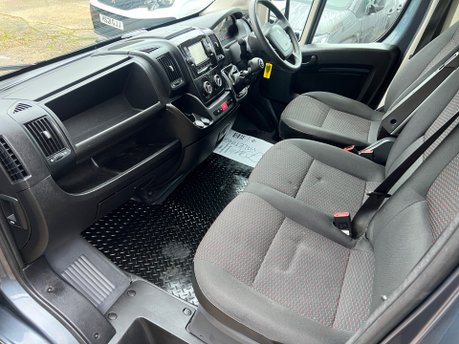 Peugeot Boxer BLUEHDI 335 L2H2 PROFESSIONAL P/V 13