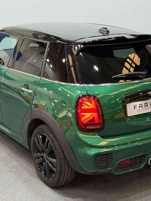 Mini Hatch 2.0 Cooper S Sport Hatchback 5dr Petrol Steptronic Euro 6 (s/s) (192 ps) 2