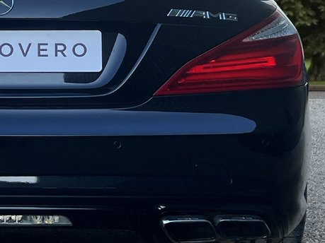 Mercedes-Benz SL Series SL63 AMG 25