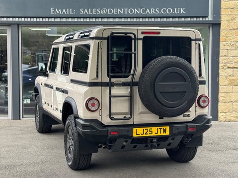 Ineos Grenadier FIELDMASTER EDITION 4