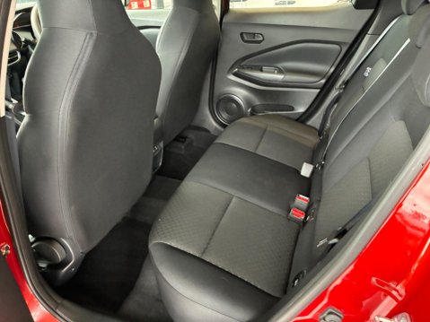 Nissan Juke 1.0 DIG-T Acenta Premium Euro 6 (s/s) 5dr 12