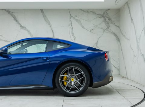 Ferrari F12 Berlinetta 39