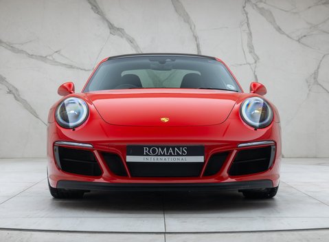 Porsche 911 Carrera 4 GTS (991.2) 7