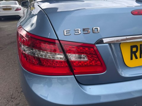 Mercedes-Benz E Class 3.5 E350 CGI V6 BlueEfficiency Sport Cabriolet G-Tronic Euro 5 2dr 16