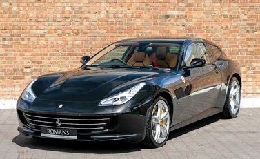 Ferrari GTC4 Lusso 6