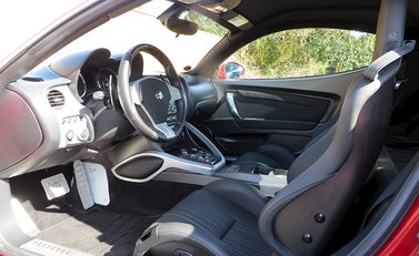 Alfa Romeo 8C Competizione 6