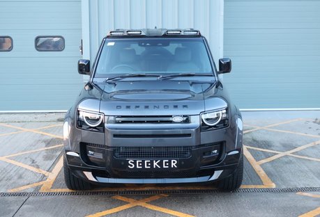 Land Rover Defender 110 2026  MODEL D350 HARD TOP X-DYNAMIC HSE SEEKER STYLED  REAR GENUINE SEATS