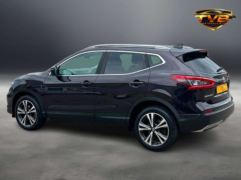 Nissan Qashqai 1.2 Qashqai N-Connecta DiG-T CVT 5dr - NATIONAL DELIVERY* 20