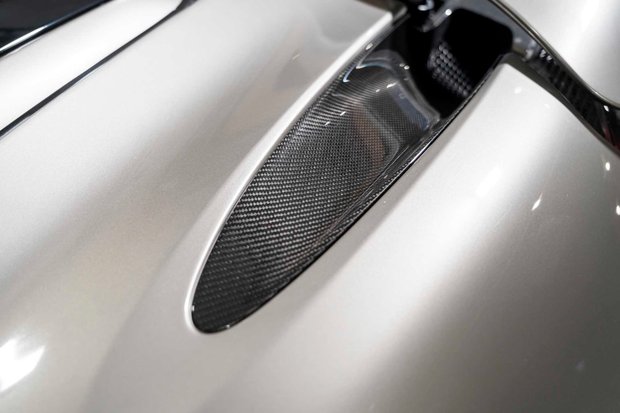 McLaren 720S V8 SSG. FULL MSH. CARBON PACK 1. CARBON INTERIOR. CERAMICS. LIFT. B & O. 5