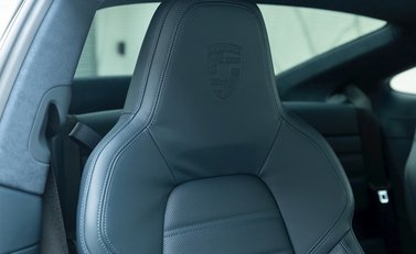 Porsche 911 (992) Carrera S 11