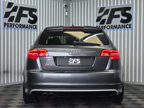 Audi RS3 2.5 TFSI Sportback 5dr Petrol S Tronic quattro Euro 5 (340 ps) 5
