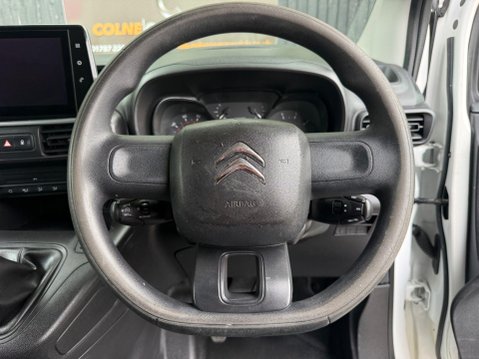 Citroen Berlingo 950 ENTERPRISE XL BLUEHDI 22