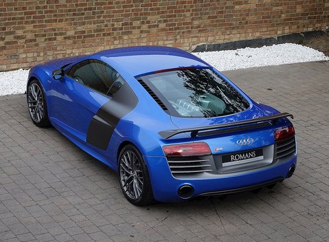 Audi R8 LMX 12