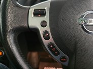 Nissan Qashqai 2.0 dCi Tekna Auto 4WD Euro 5 5dr (AVM) 17
