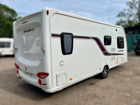 Swift Challenger 570 7