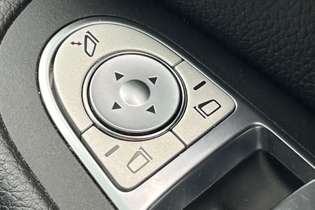 Mercedes-Benz GLC 2.0 GLC250 AMG Line SUV 5dr Petrol G-Tronic+ 4MATIC Euro 6 (s/s) (211 ps) 68