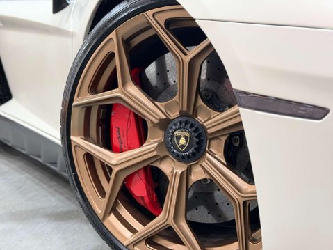 Lamborghini Aventador 6.5 V12 LP 750-4 Superveloce Coupe 2dr Petrol ISR 4WD Euro 6 (750 bhp) 7