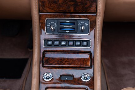 Rolls-Royce Corniche V Convertible 21