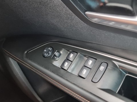 Peugeot 5008 PURETECH S/S GT LINE 53