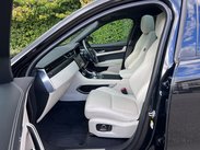 Jaguar F-Pace 2.0 D200 MHEV R-Dynamic Black Auto AWD Euro 6 (s/s) 5dr 75