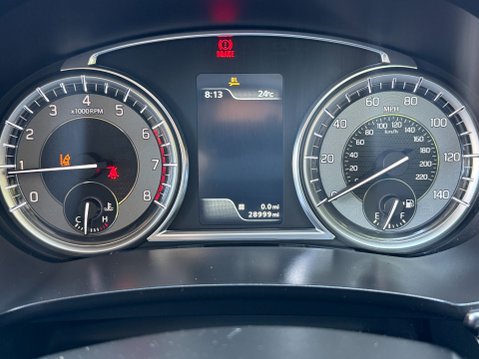 Suzuki Vitara SZ-T BOOSTERJET MHEV 11