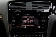 Volkswagen Golf GTI PERFORMANCE TSI DSG 25