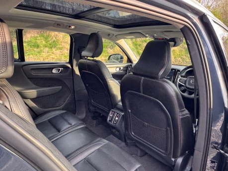 Volvo XC40 2.0 XC40 Inscription Pro D4 AWD Auto 4WD 5dr 18