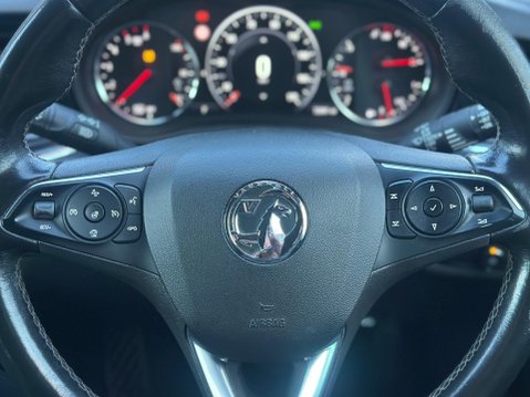 Vauxhall Insignia 2.0 Turbo D BlueInjection Elite Nav Sports Tourer Auto Euro 6 (s/s) 5dr 15