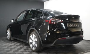 Tesla Model Y LONG RANGE AWD Comfort Suspension GROK AI One Owner Adaptive LEDs VAT Q 3