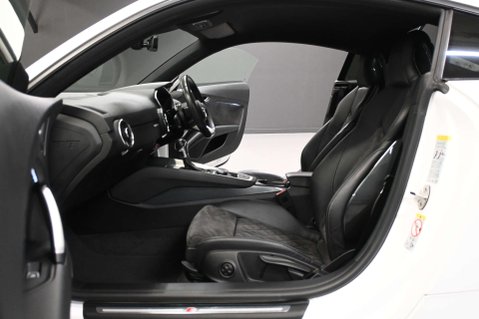 Audi TT 2.0 TT Black Edition 45 TFSI Quattro Semi-Auto 4WD 3dr 47
