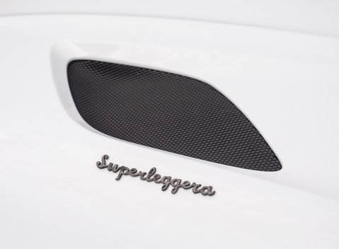 Aston Martin DBS Superleggera 26