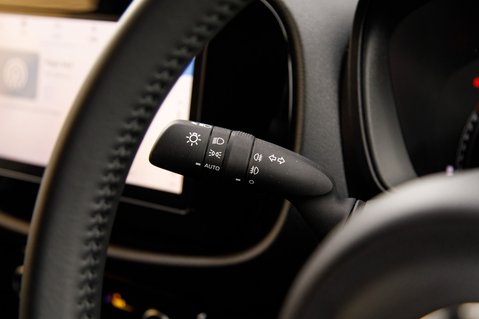 Toyota Aygo X VVT-I EDGE 12
