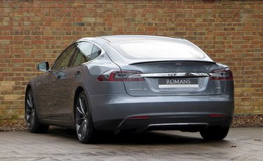 Tesla Model S P85 6