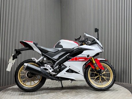 Yamaha R125 2022 MK3 SUPER SPORT 125CC 60TH ANNIVERSARY ONLY 5K
