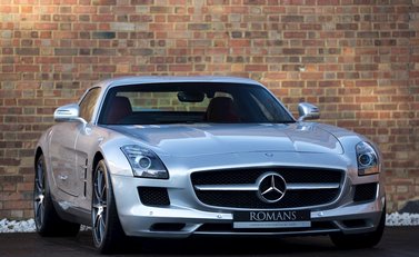 Mercedes-Benz SLS AMG 1