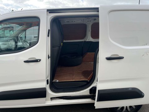 Peugeot Partner 1.5 Partner Professional L1 Blue HDi 33