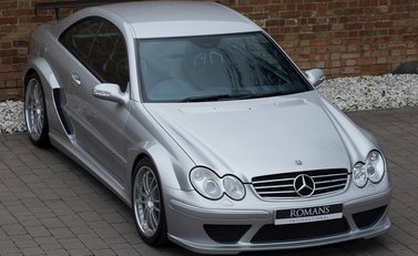 Mercedes-Benz CLK DTM AMG 8