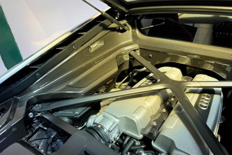 Audi R8 5.2 FSI V10 Plus S Tronic quattro Euro 6 (s/s) 2dr 2