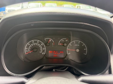 Vauxhall Combo 1.3 CDTi 2000 ecoFLEX 16v Panel Van 3dr Diesel Manual FWD L1 H1 (126 g/km, 27