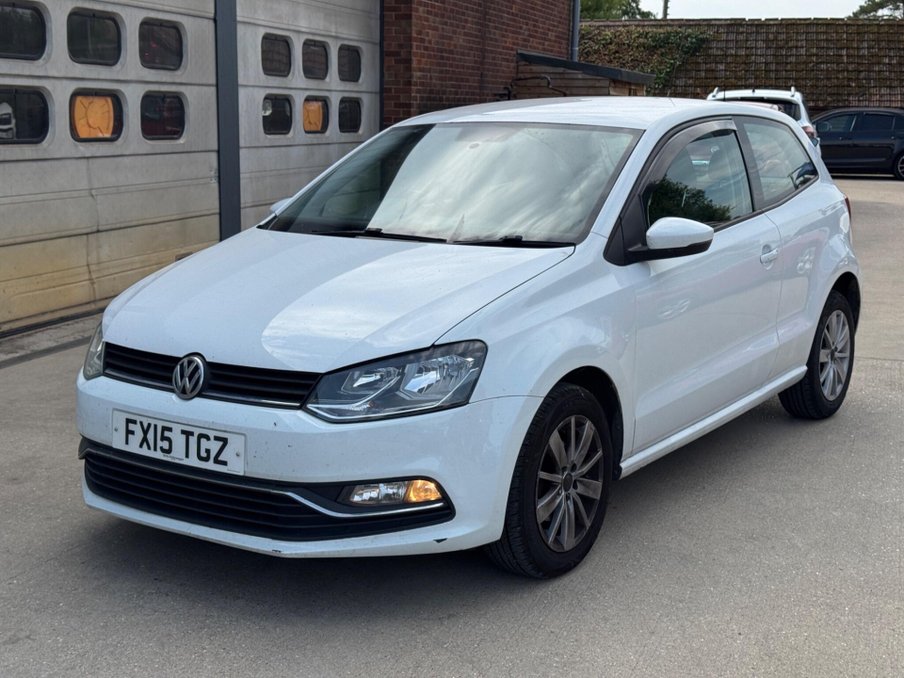 2015 Volkswagen Polo — image 4