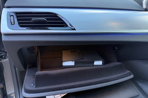BMW 5 Series 520I SE TOURING AUTOMATIC ESTATE TOURING - HARMAN KARDON - AMBIENT LIGHTING 56