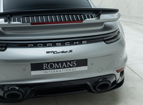 Porsche 911 Turbo S (992) 32