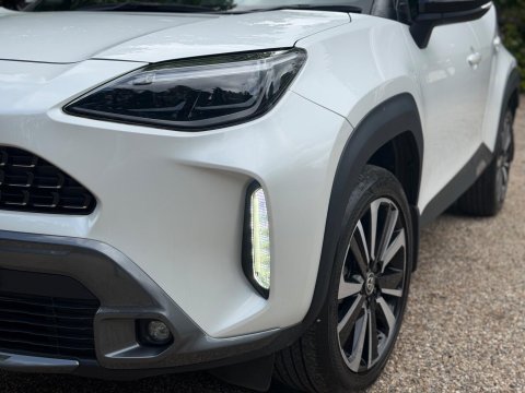 Toyota Yaris Cross 1.5 VVT-h Premiere Edition E-CVT Euro 6 (s/s) 5dr 49